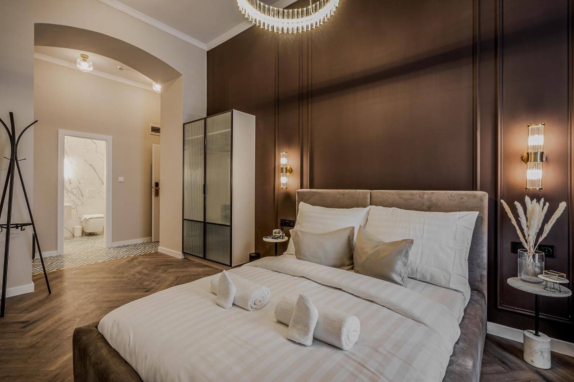 Timeless Boutique Suites By Bqa Budapest Luaran gambar