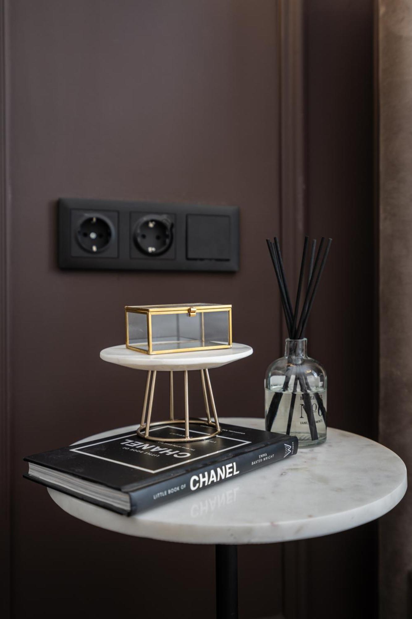 Timeless Boutique Suites By Bqa Budapest Luaran gambar