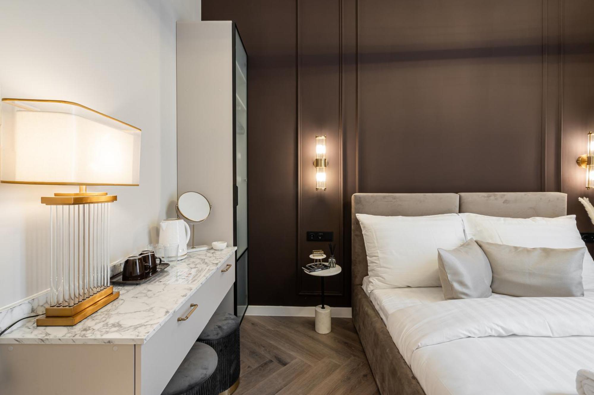 Timeless Boutique Suites By Bqa Budapest Luaran gambar