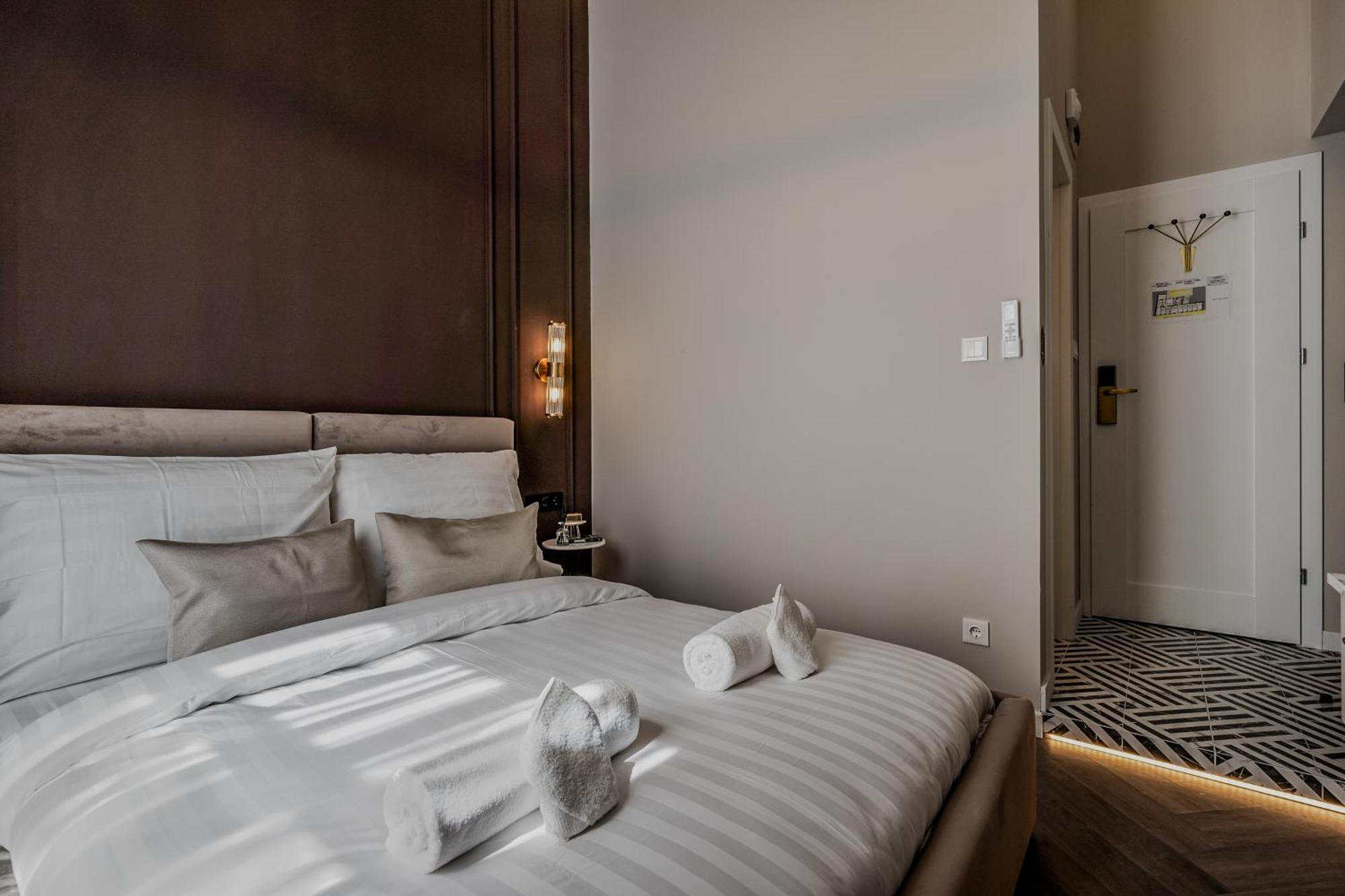 Timeless Boutique Suites By Bqa Budapest Luaran gambar